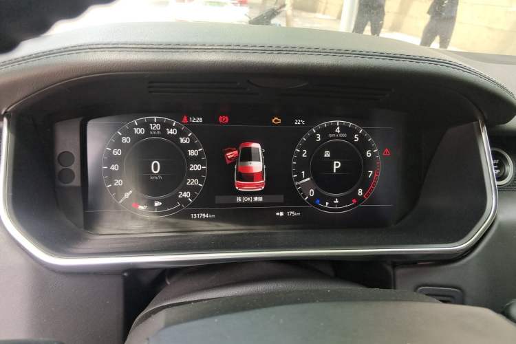 Used Land Rover Range 2018 3.0 SC V6 Vogue Legacy Edition Instrument Cluster