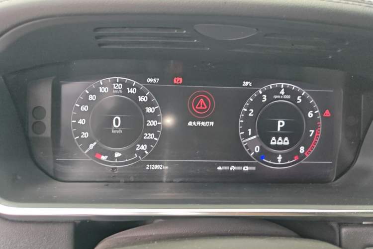 Used Land Rover Range 2018 3.0 SC V6 Grand Edition Instrument Cluster