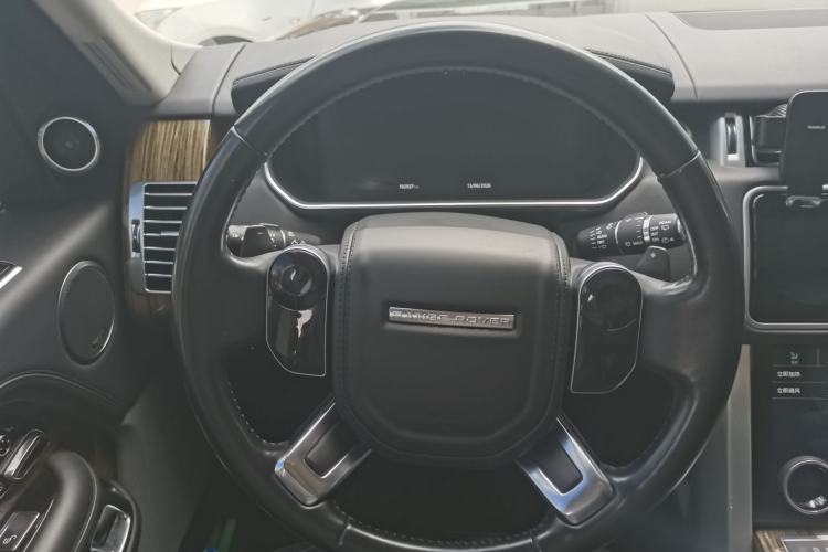 Used Land Rover Range 2018 3.0 SC V6 Grand Edition Interior 1