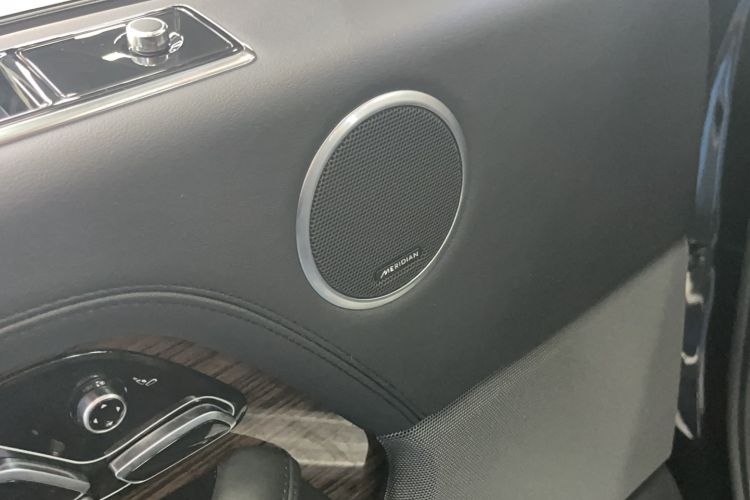 Used Land Rover Range 2018 3.0 SC V6 Grand Edition Interior 5
