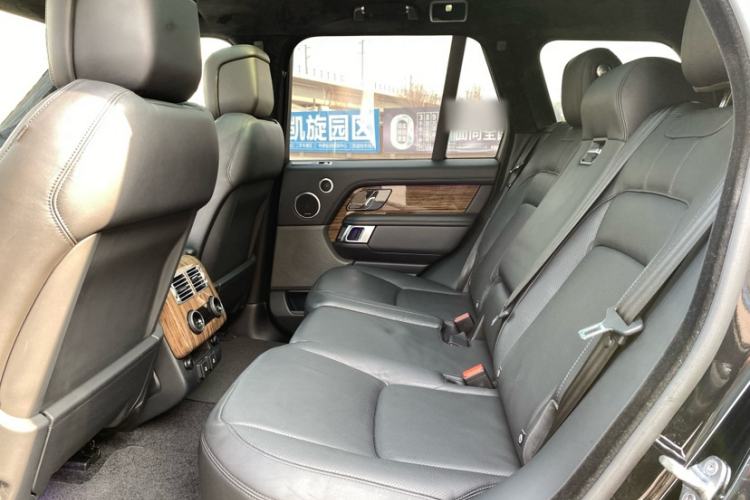Used Land Rover Range 2018 3.0 SC V6 Vogue Legacy Edition Interior 6