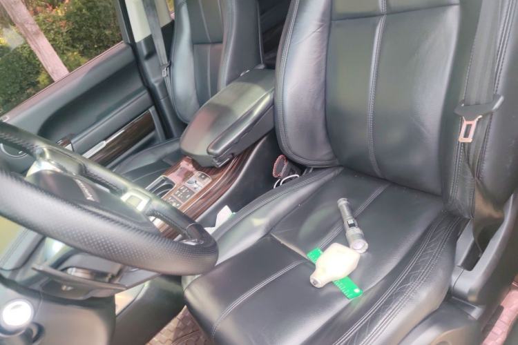 Used Land Rover Range  Left Front Seat