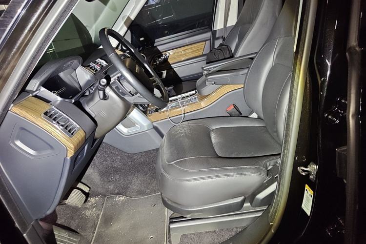 Used Land Rover Range 2018 3.0 SC V6 Vogue Extended-Length Model Left Front Seat