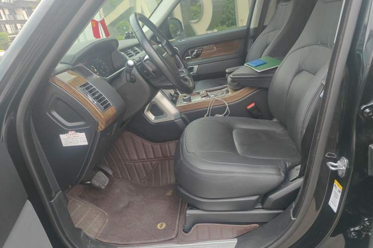 Used Land Rover Range 2018 3.0 SC V6 Vogue Legacy Edition Left Front Seat