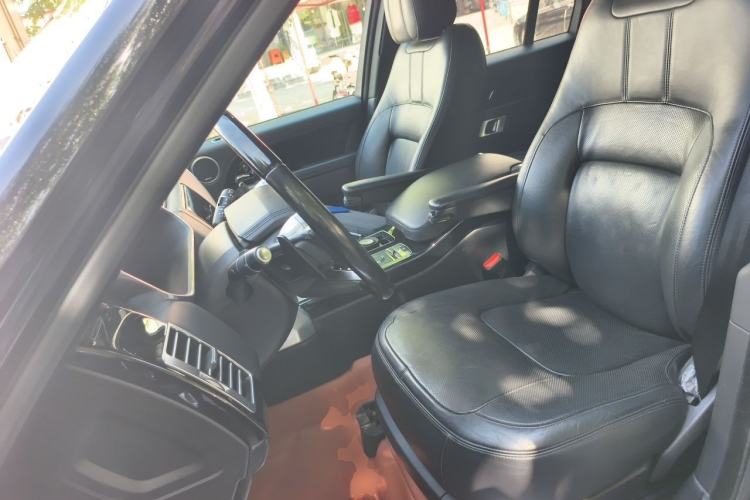 Used Land Rover Range  Left Front Seat