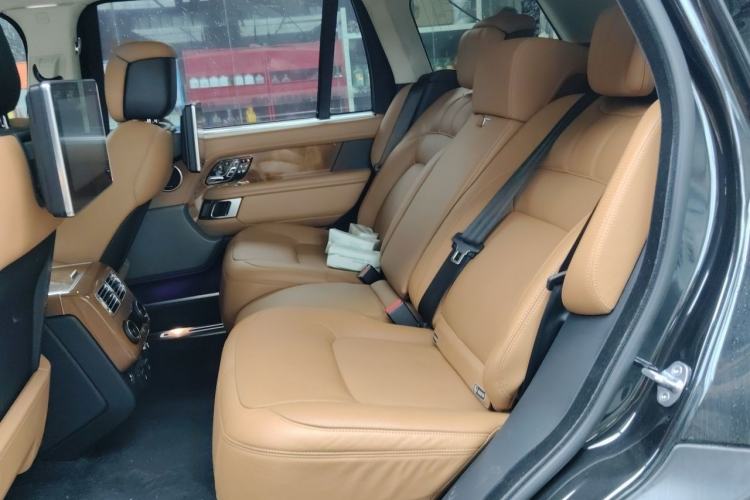Used Land Rover Range 2018 3.0 SC V6 AB Prestige Extended Edition Left Rear Seat
