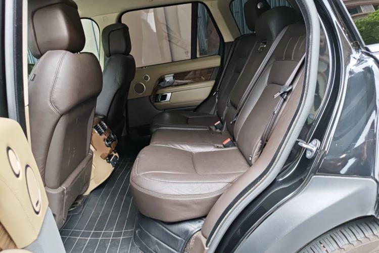 Used Land Rover Range 2018 3.0 SC V6 Vogue Legacy Edition Left Rear Seat