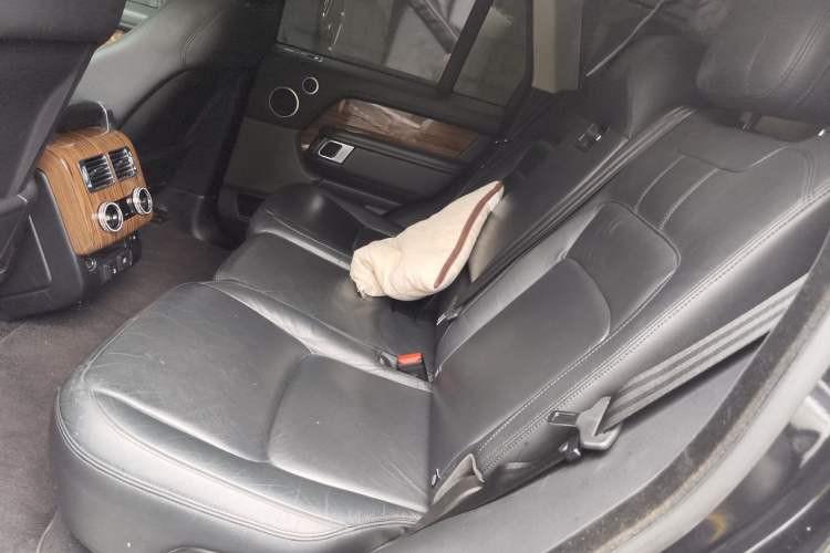 Used Land Rover Range 2018 3.0 SC V6 Grand Edition Left Rear Seat