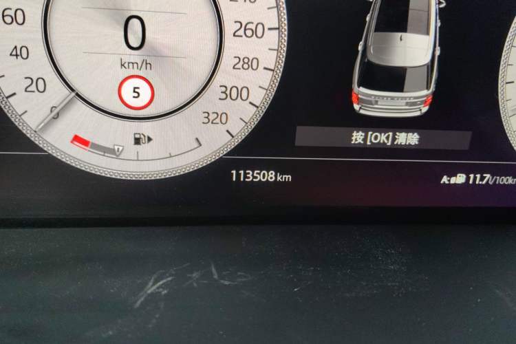 Used Land Rover Range 2018 3.0 SC V6 AB Prestige Extended Edition Odometer Close Up