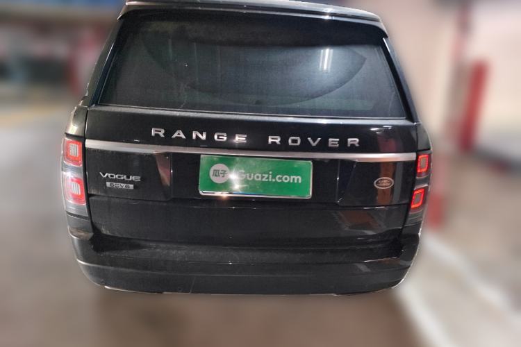 Used Land Rover Range 2018 3.0 SC V6 Vogue Extended-Length Model Rear