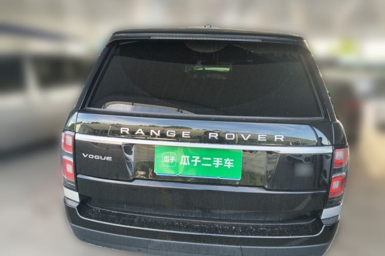 Used Land Rover Range 2018 3.0 SC V6 Vogue Extended-Length Model Rear