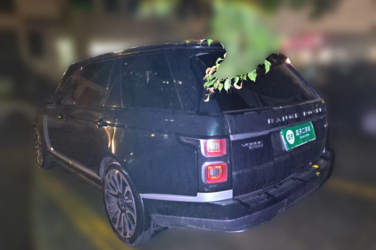 Used Land Rover Range 2018 3.0 SC V6 Vogue Extended-Length Model Rear Left 45 Deg