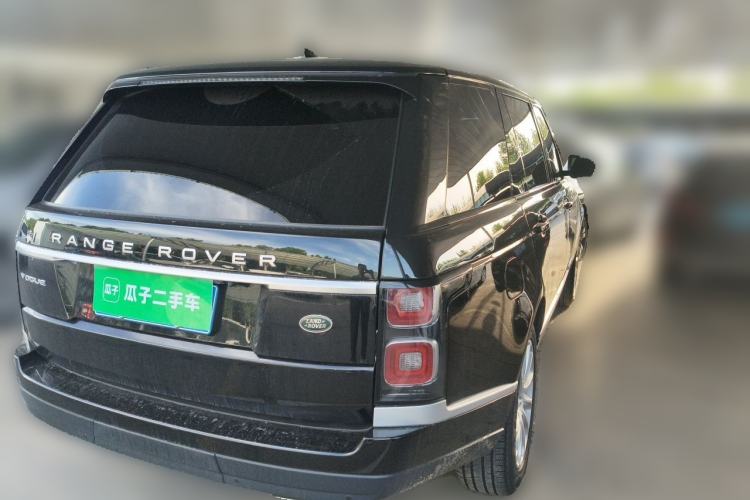 Used Land Rover Range 2018 3.0 SC V6 Vogue Extended-Length Model Rear Right 45 Deg