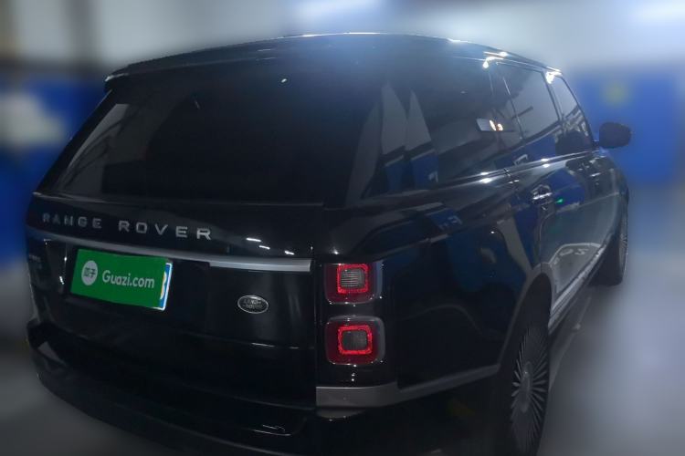Used Land Rover Range 2018 3.0 SC V6 Vogue Extended-Length Model Rear Right 45 Deg