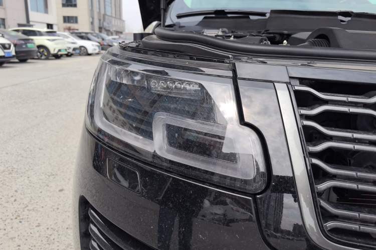 Used Land Rover Range 2018 3.0 SC V6 Grand Edition Right Front Headlight