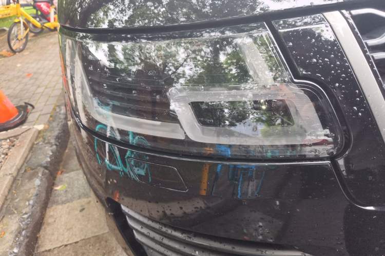 Used Land Rover Range 2018 3.0 SC V6 Grand Edition Right Front Headlight