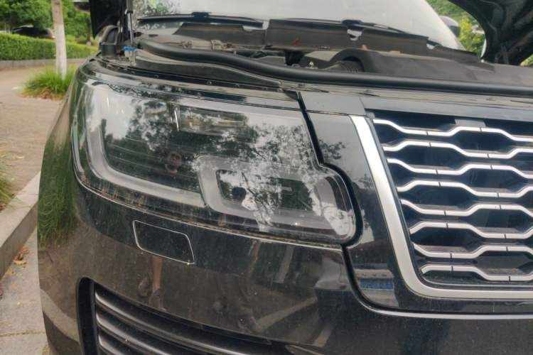 Used Land Rover Range 2018 3.0 SC V6 Vogue Extended-Length Model Right Front Headlight