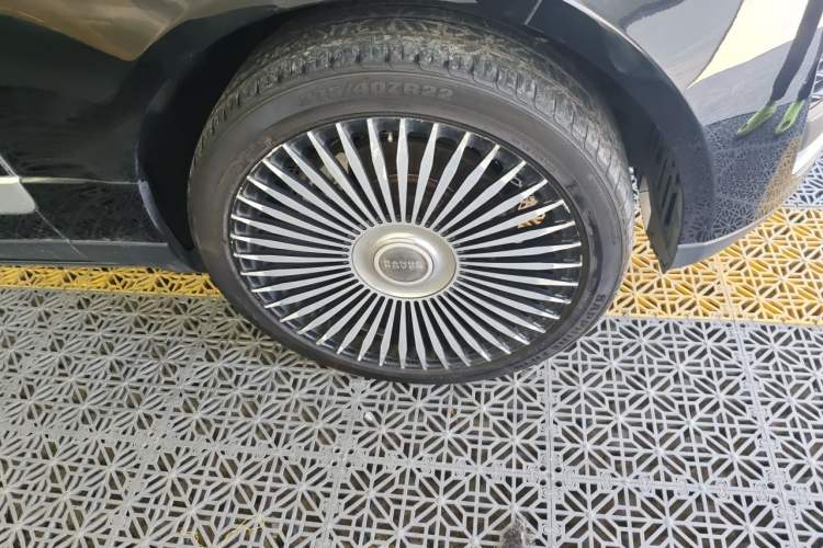 Used Land Rover Range 2018 3.0 SC V6 Vogue Legacy Edition Right Front Wheel Hub