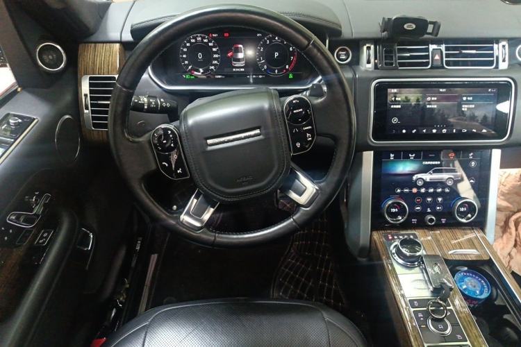 Used Land Rover Range 2018 3.0 SC V6 Vogue Legacy Edition Steering Wheel