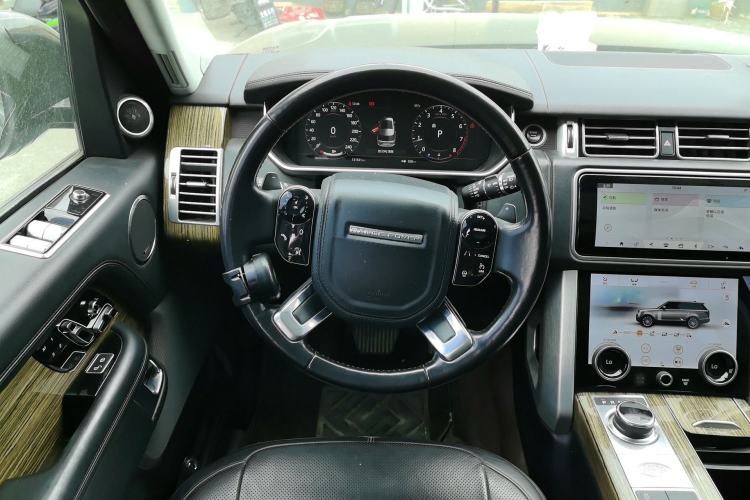 Used Land Rover Range 2018 3.0 SC V6 Vogue Legacy Edition Steering Wheel