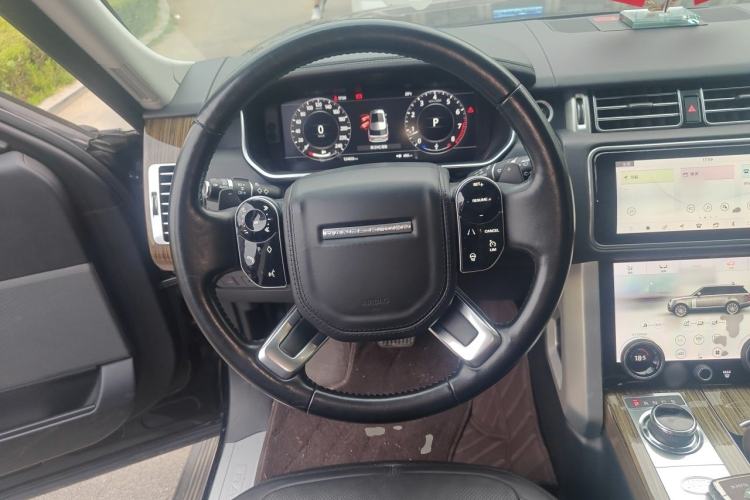 Used Land Rover Range 2018 3.0 SC V6 Vogue Legacy Edition Steering Wheel