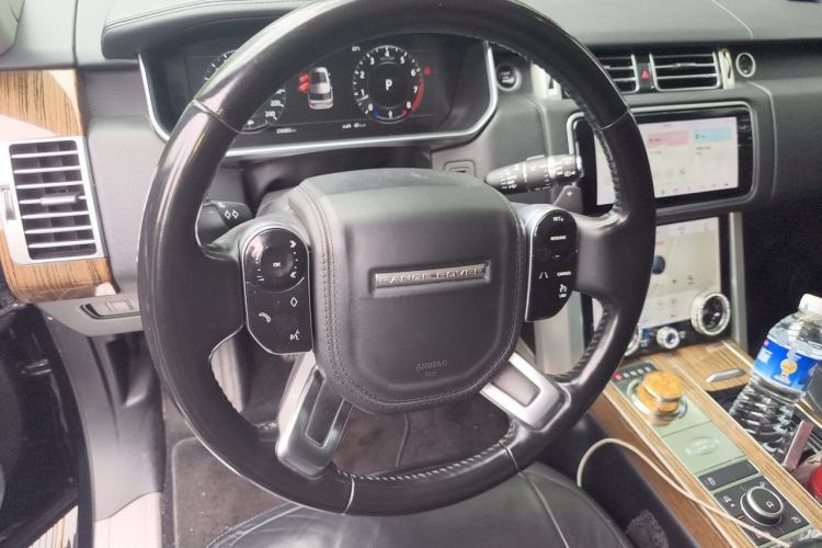 Used Land Rover Range 2018 3.0 SC V6 Grand Edition Steering Wheel
