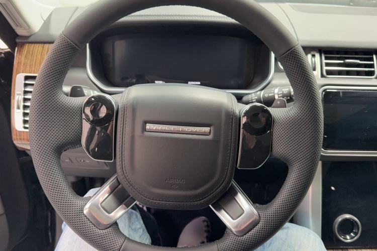 Used Land Rover Range 2018 3.0 SC V6 Vogue Extended-Length Model Steering Wheel
