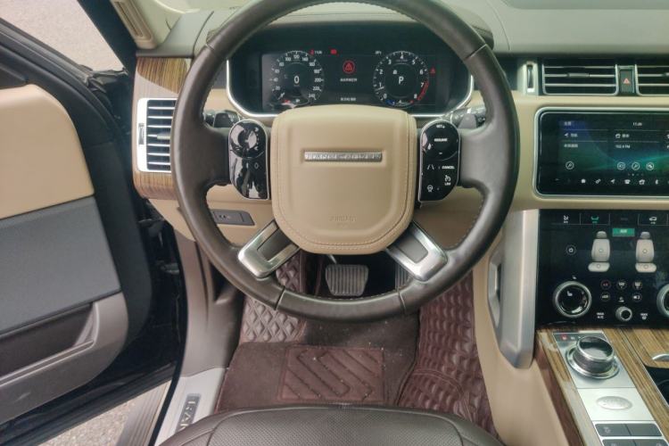 Used Land Rover Range 2018 3.0 SC V6 Vogue Extended-Length Model Steering Wheel