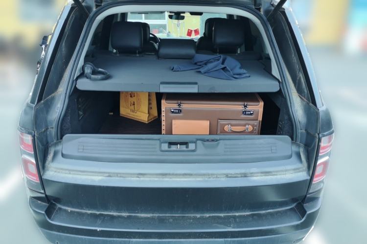 Used Land Rover Range 2018 3.0 SC V6 Vogue Legacy Edition Trunk