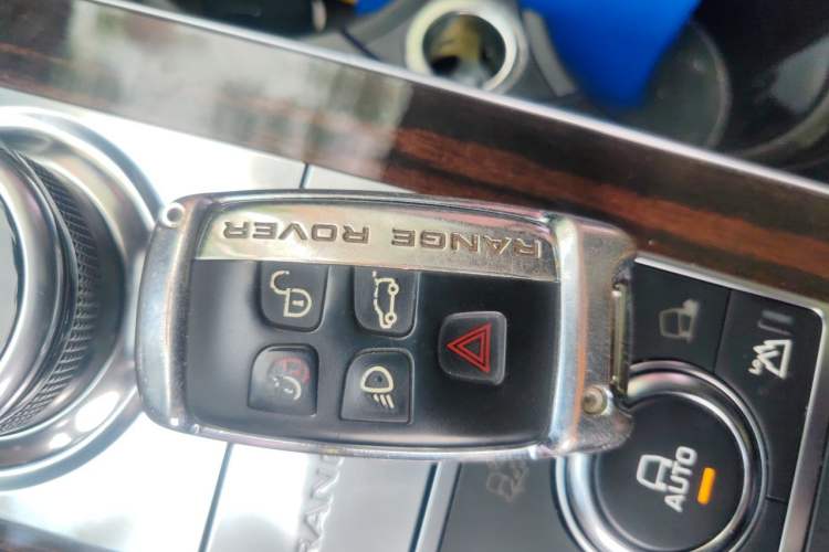 Used Land Rover Range  Vehicle Key