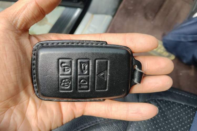 Used Land Rover Range  Vehicle Key