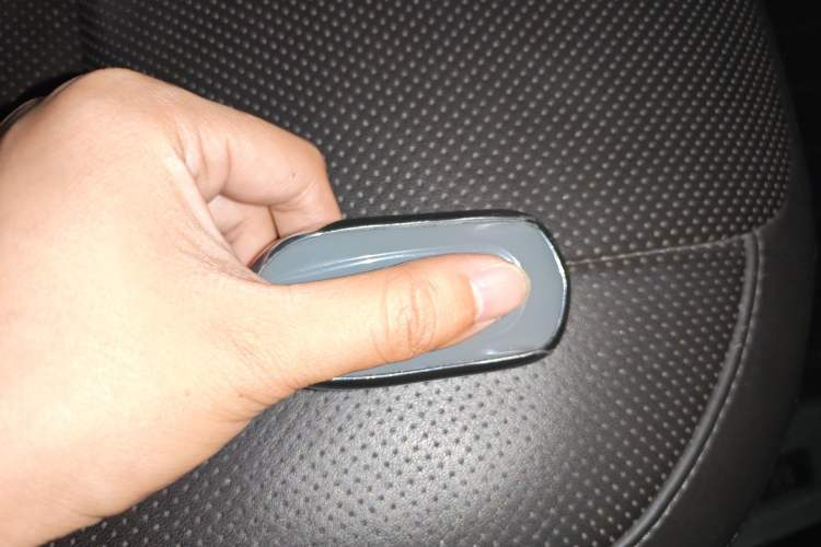 Used Land Rover Range 2018 3.0 SC V6 Vogue Extended-Length Model Vehicle Key