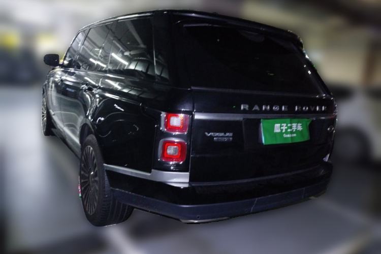 Used Land Rover Range 2018 3.0 SC V6 Vogue Extended-Length Model Rear Left 45 Deg