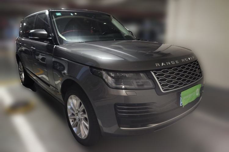 Used Land Rover Range 2018 3.0 SC V6 Vogue Extended-Length Model Front Right 45 Deg