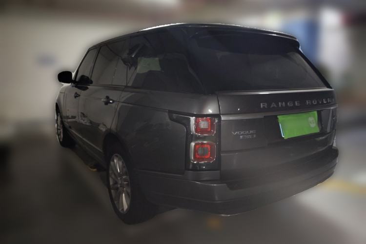 Used Land Rover Range 2018 3.0 SC V6 Vogue Extended-Length Model Rear Left 45 Deg