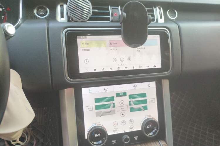 Used Land Rover Range  Audio And AC Panel