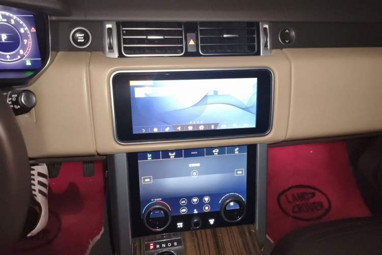 Used Land Rover Range  Audio And AC Panel