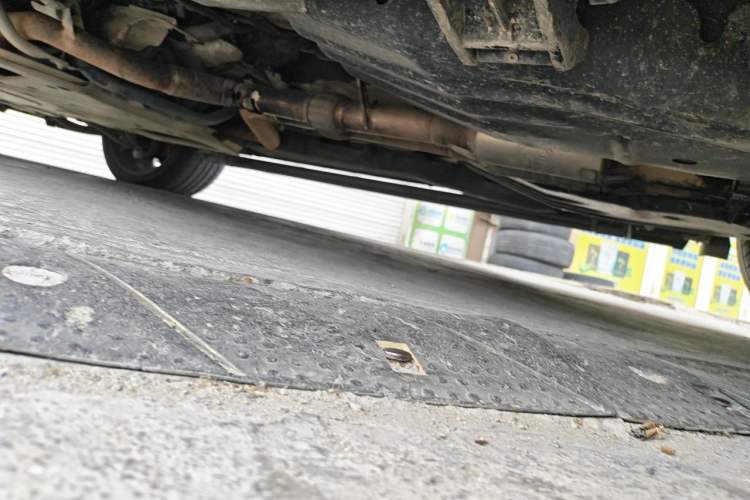 Used Land Rover Range  Chassis Rear Left