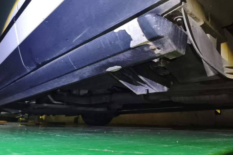 Used Land Rover Range  Chassis Rear Left