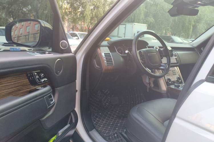 Used Land Rover Range  Driver Seat