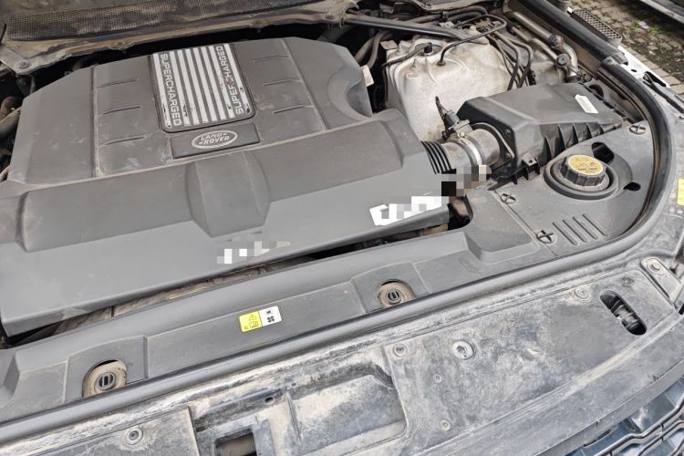 Used Land Rover Range  Engine Bay Left