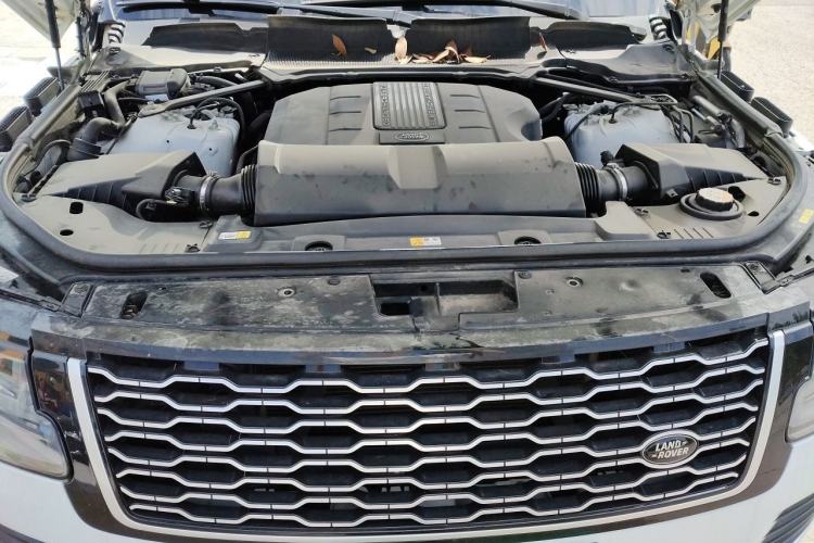 Used Land Rover Range 2018 3.0 SC V6 Vogue Extended-Length Model Engine Bay