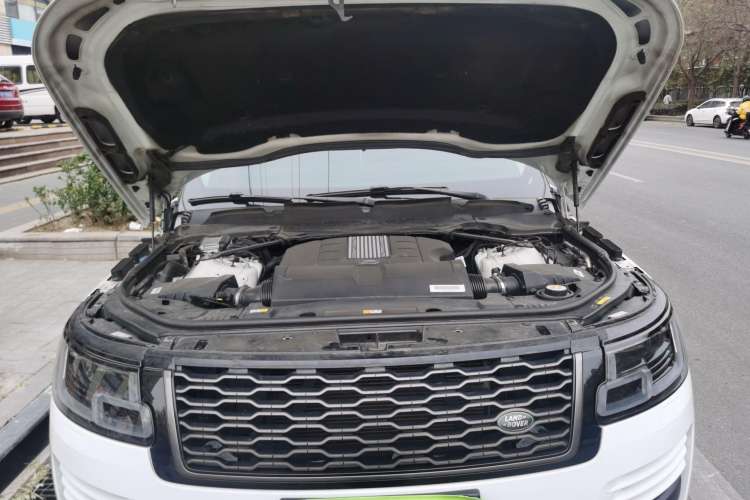 Used Land Rover Range 2018 3.0 SC V6 Grand Edition Engine Bay
