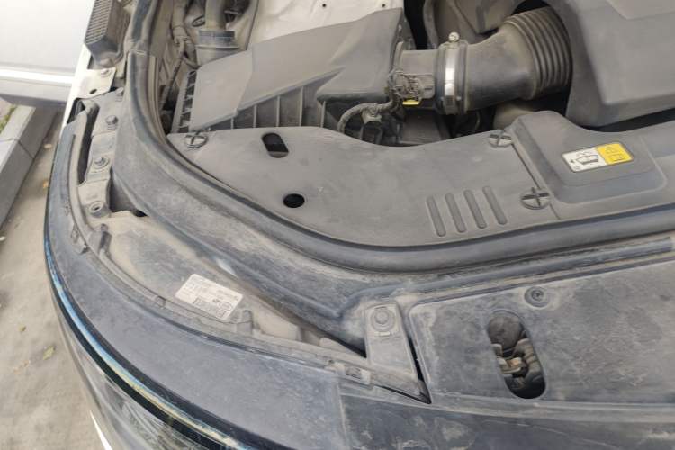 Used Land Rover Range 2018 3.0 SC V6 Grand Edition Engine Bay Right