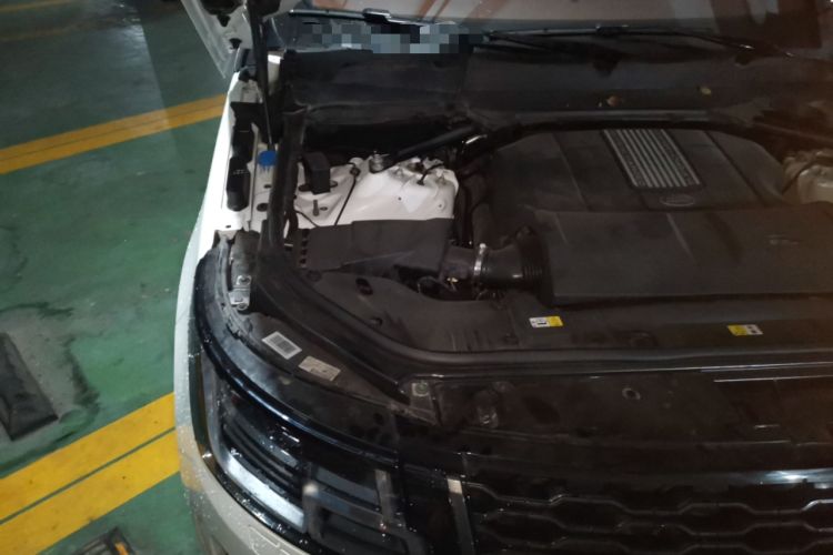 Used Land Rover Range 2018 3.0 SC V6 Grand Edition Engine Bay Right