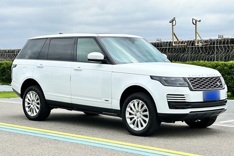 Used Land Rover Range 2018 3.0 SC V6 Vogue Extended-Length Model Exterior 1