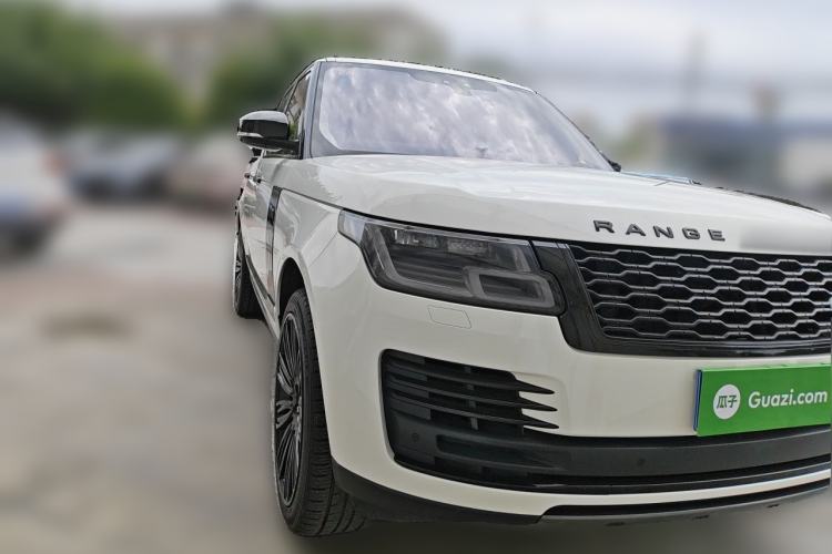 Used Land Rover Range  Front Right 45 Deg