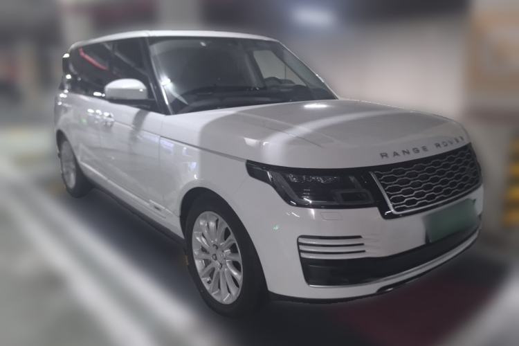 Used Land Rover Range 2018 3.0 SC V6 Vogue Extended-Length Model Front Right 45 Deg