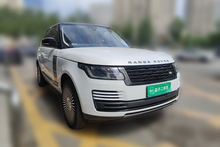 Used Land Rover Range 2018 3.0 SC V6 Vogue Legacy Edition Front Right 45 Deg
