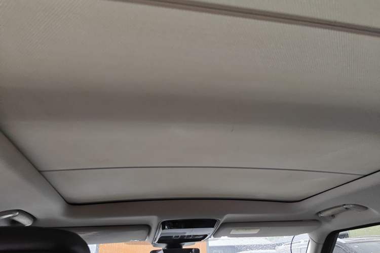 Used Land Rover Range 2018 3.0 SC V6 Vogue Legacy Edition Headliner